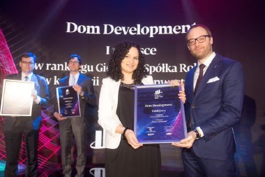 Dom Development’s investor relations honoured in “Listed Company of the Year 2018” survey by Puls Biznesu